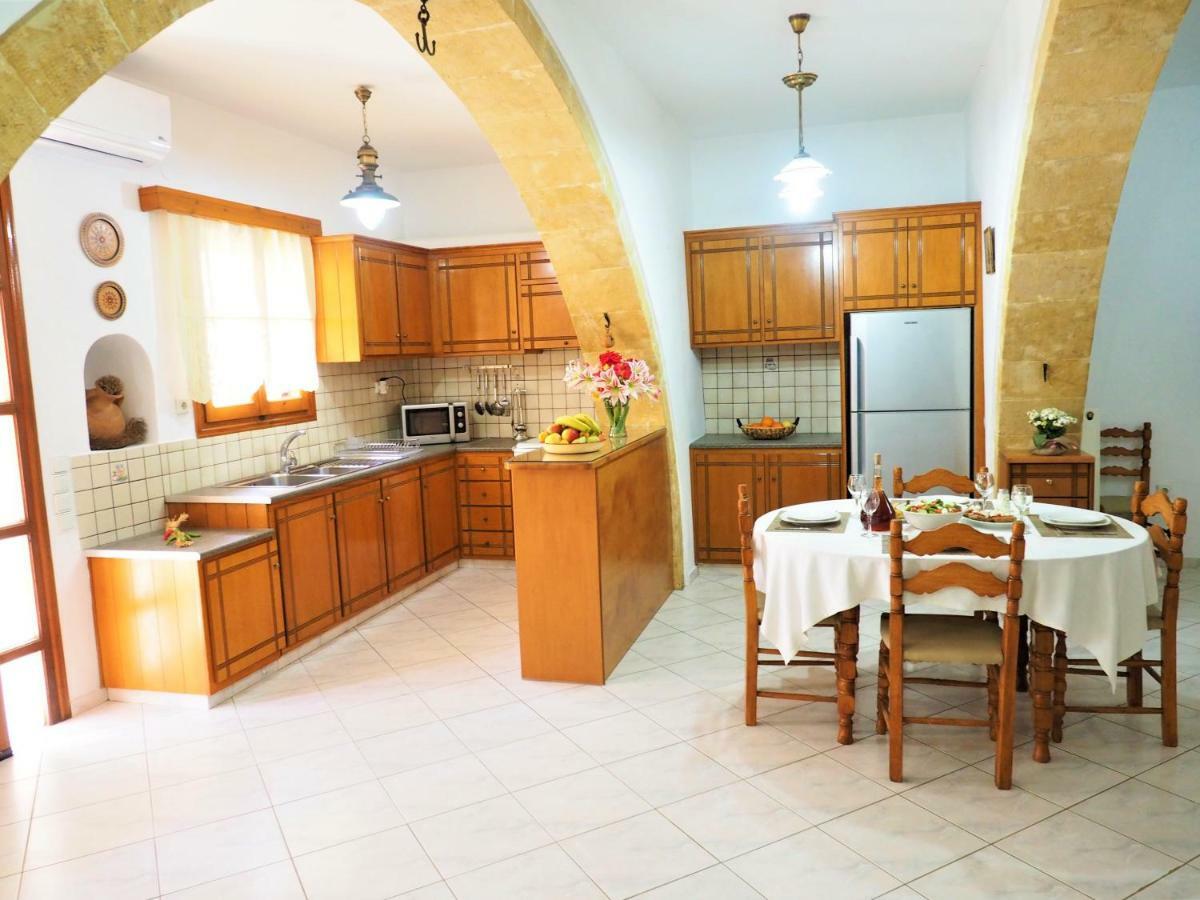Villa Traditional Cretan Rodhopos